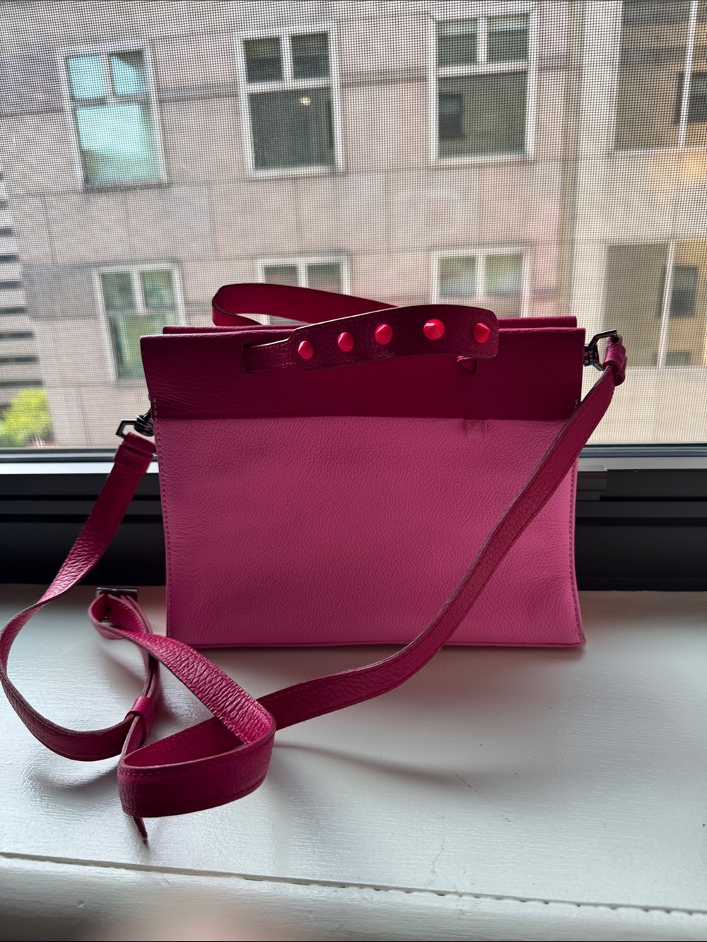 Min & Mon pink studded handle crossbody bag purse rainbow zipper